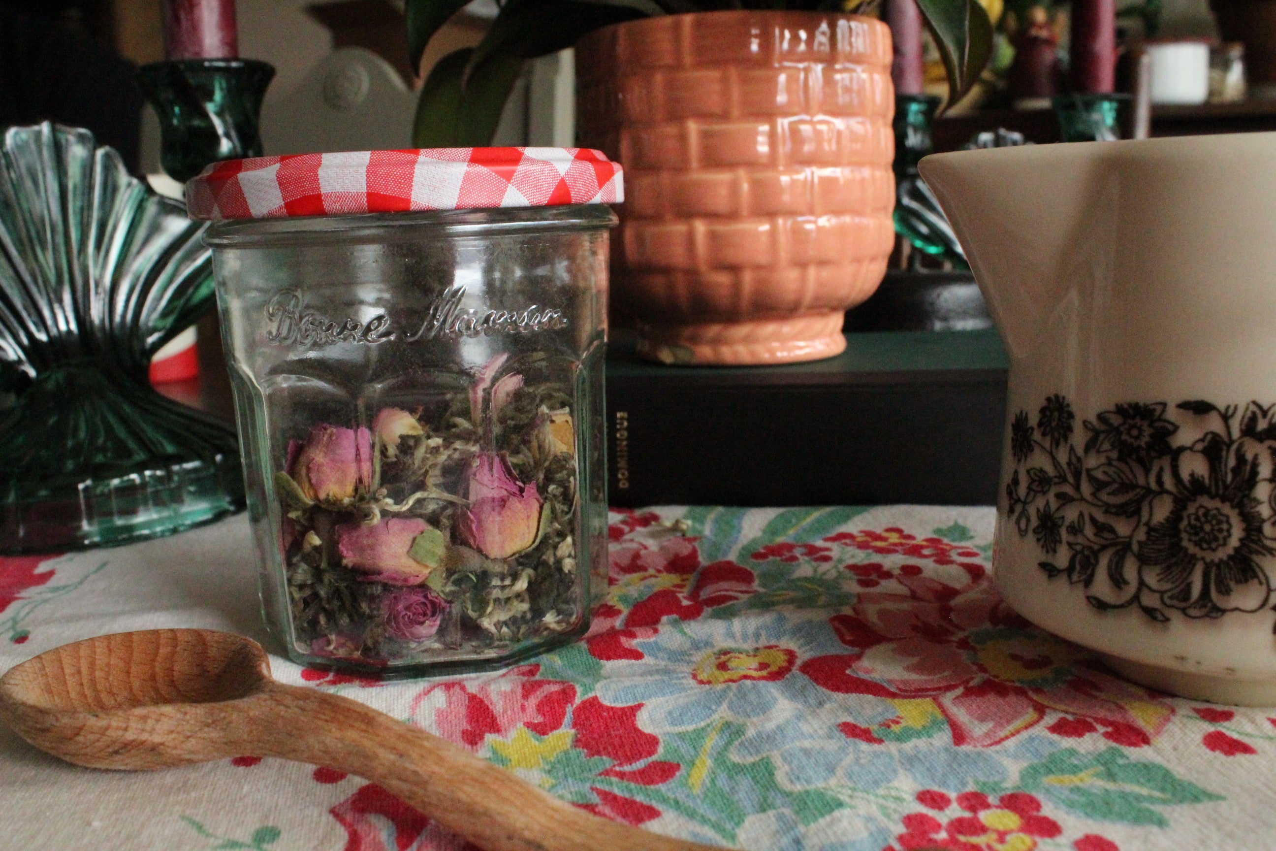 Elyssian Ascent | White Camellia Tea with Damascus Rose Bud